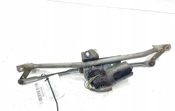 Volkswagen PASSAT B5 Front wiper linkage 8D1955113B