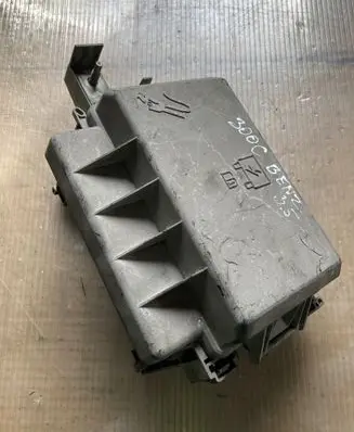 Chrysler 300 - 300C Fuse module P05087269AM 16238AC