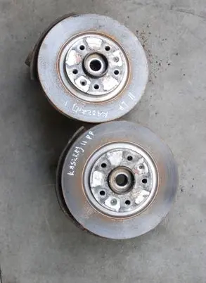 Nissan Qashqai Front wheel hub XXX 110KM