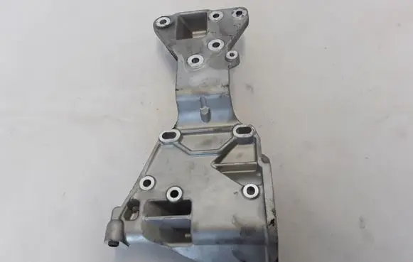 Generator/alternator bracket