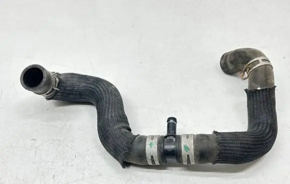 Nissan Note (E12) Engine coolant pipe/hose 1321010