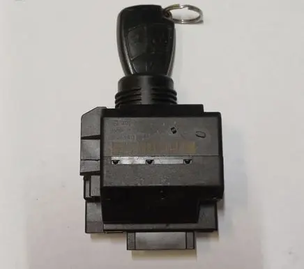 Mercedes-Benz CLK A209 C209 Ignition lock 2095452308