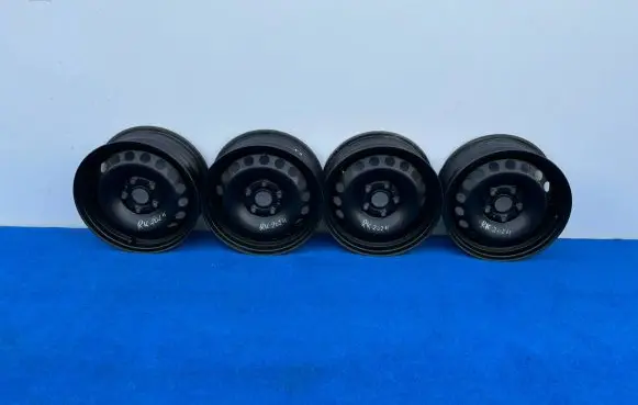 Volkswagen Golf VI R15 steel rim 2150968