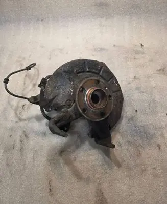 Audi A2 Front wheel hub 