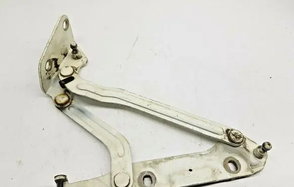 Ford Mondeo Mk III Tailgate/trunk/boot hinge 1S71F42700AJ nr4091