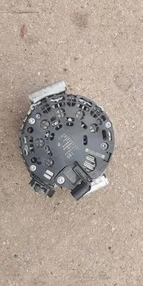 BMW 3 E92 E93 Generator/alternator 0121715016 S:7557789-08
