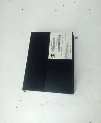 Dodge Challenger Sound amplifier 68425657AA 26777 TE1AAD789E9379