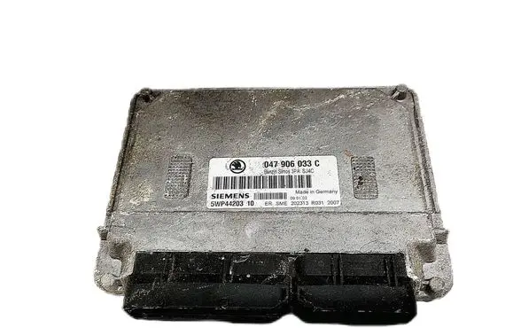 Volkswagen Golf IV Engine control unit/module 047906033C