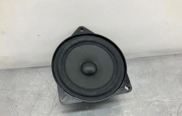 BMW 5 F10 F11 Parcel shelf speaker 9239183 16014910 31DEC11