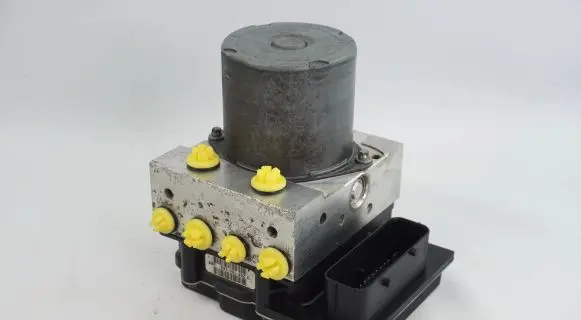 BMW 5 E60 E61 ABS Pump 6758743 6766304 0265950316