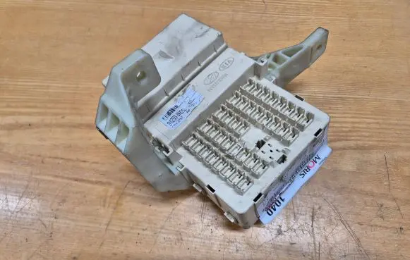 Hyundai Sonata Fuse module 919503K010 230330 06122M