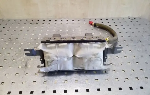 Mitsubishi Pajero Passenger airbag MR402459