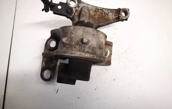 Honda Civic Engine mount bracket 50smj