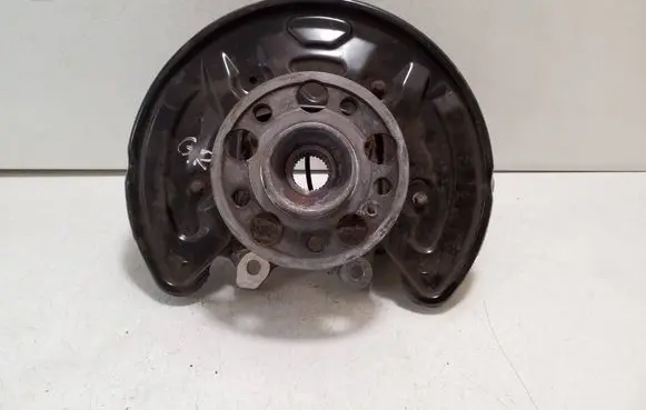 Mercedes-Benz EQC Rear wheel hub A2133572600