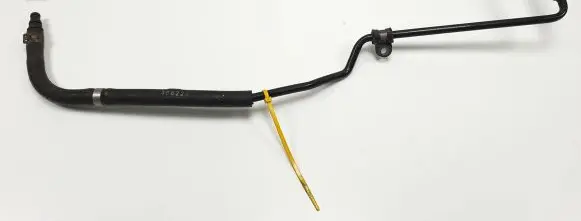 Mercedes-Benz C W204 Engine coolant pipe/hose