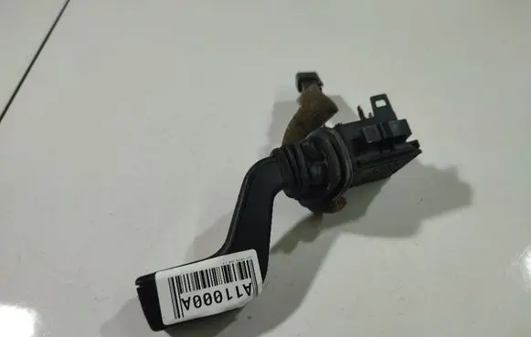 Opel Zafira A Indicator stalk 90560990