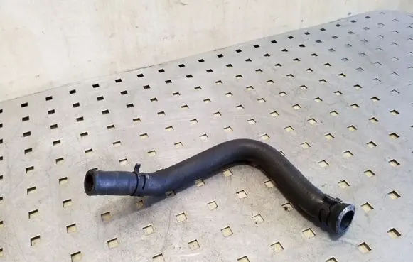 Mitsubishi Outlander Engine coolant pipe/hose