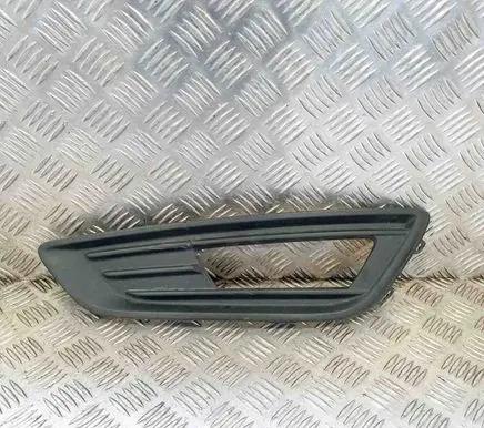 Ford Focus Front grill F1EB15A299AA