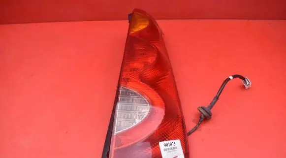 Nissan Note (E11) Rear/tail lights 220-16752