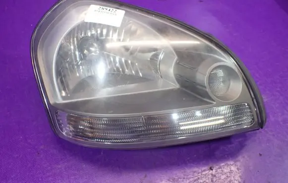Hyundai Tucson JM Headlight/headlamp 92102-2EXXX