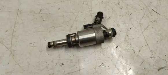 Audi A3 S3 8V Fuel injector 06l906036l