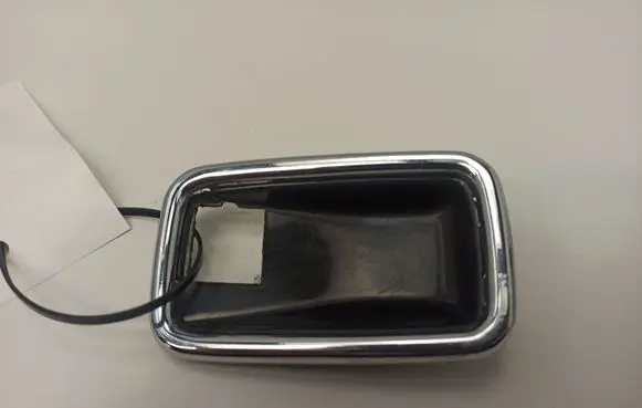 Mercedes-Benz COMPAKT W115 Front door handle cover 1087660611