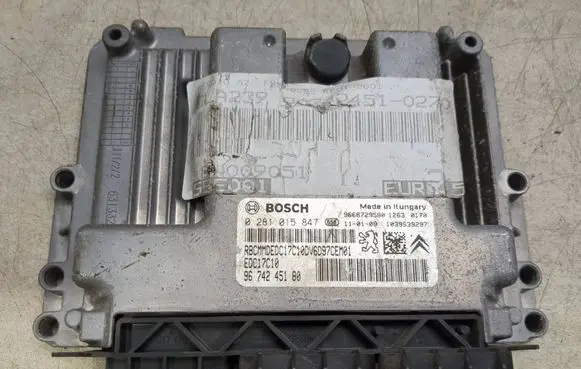 Citroen C3 Engine control unit/module 9666729580 0281015847 9674245180