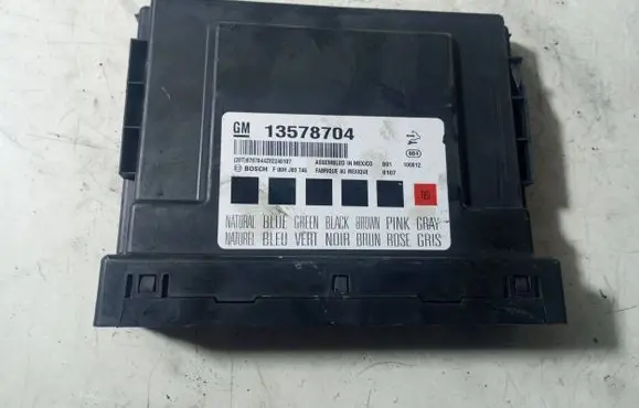 Opel Insignia A Comfort/convenience module 13578704 F00HJ00746