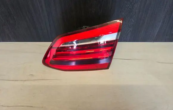 BMW 2 F45 Tailgate rear/tail lights 7311032