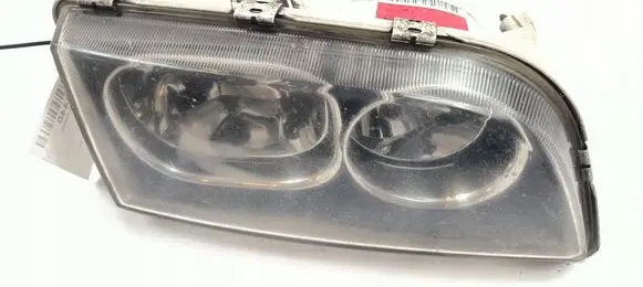Volvo S40, V40 Headlight/headlamp 30899879