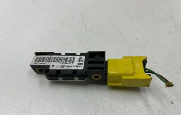 Volkswagen Phaeton Airbag deployment crash/impact sensor 8E0959643D 0232F298WWMZ