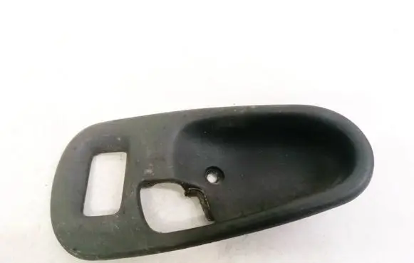 Mitsubishi Pajero Sport I Front door window switch trim MB827395