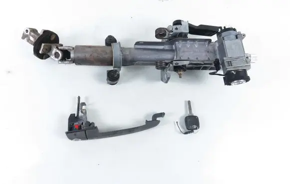 Volvo 850 Ignition lock YMOS71730 9140465