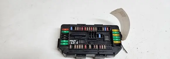 BMW 4 F32 F33 Fuse box set 9389068 19549000001 08102015