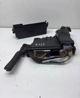 Lexus IS 220D-250-350 Fuse box set 8266253060