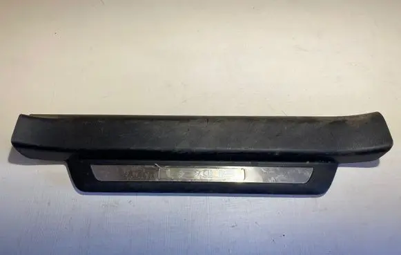 Lexus RX 450H Side skirt front trim 6791048070 48080 6791048060