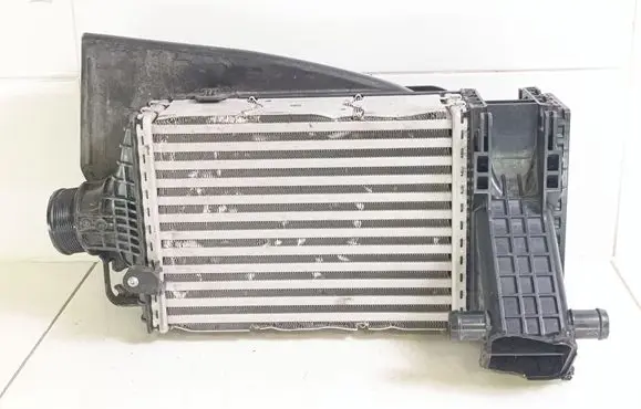 Porsche 911 992 Intercooler radiator 992145805F 992145928B
