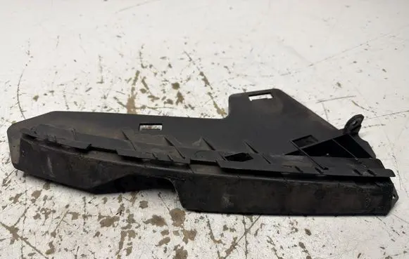 Volvo S80 Front bumper mounting bracket 30796388