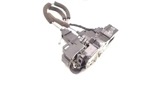 Chevrolet Captiva Rear door lock