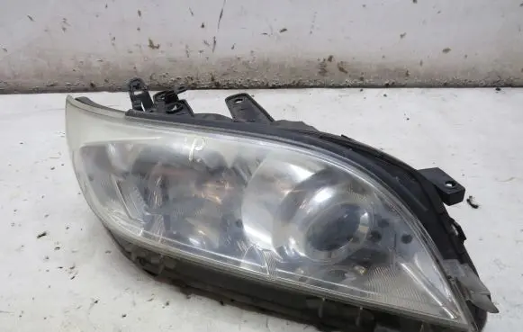 Toyota RAV 4 (XA30) Headlight/headlamp