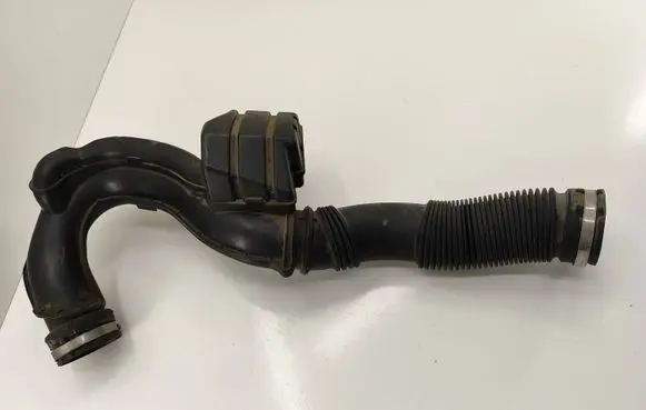 Renault Trafic III (X82) Air intake hose/pipe 165755972R 93451664
