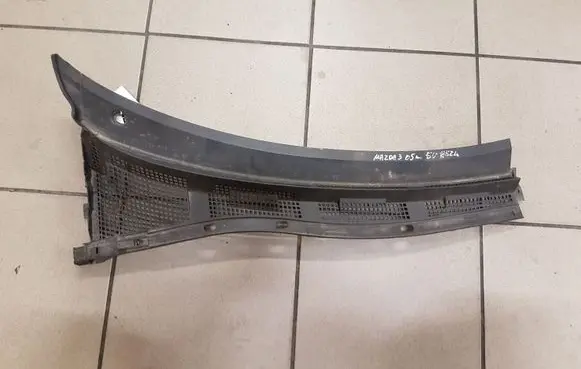 Mazda 3 I Wiper trim BP4K507R1