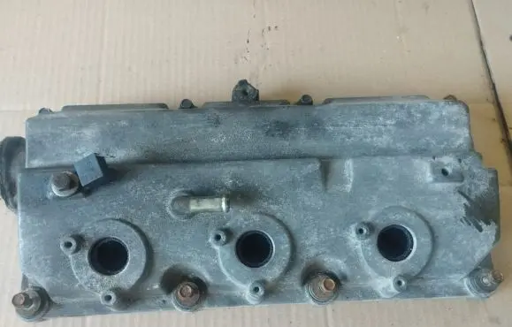 Chrysler Pacifica Rocker cam cover 04792709AB