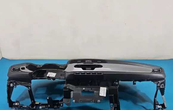 Alfa Romeo Giulietta Dashboard 156098987 IMPRK1569538