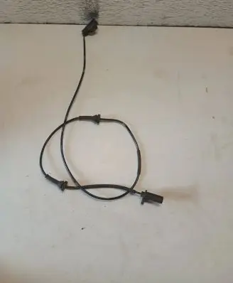 Volvo XC90 ABS brake wheel speed sensor 30773739 1007116218