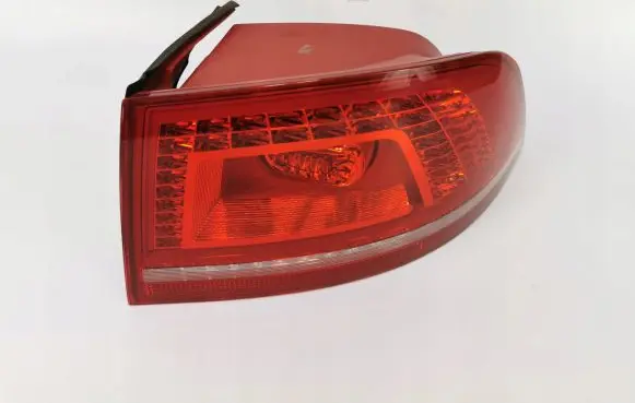Volkswagen Phaeton Rear/tail lights 3D0945096H
