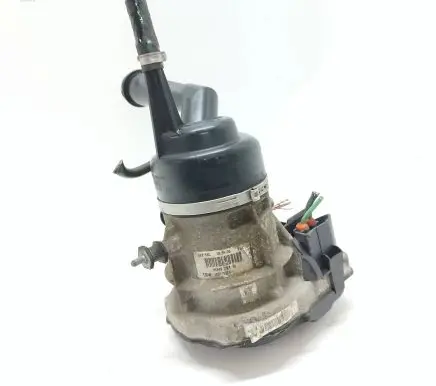 Peugeot 308 SW Power steering pump 9684979180 A0015321