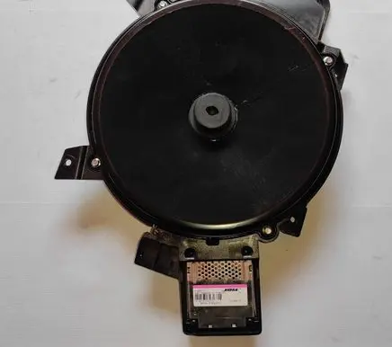 Audi A8 S8 D3 4E Subwoofer speaker 4E0035412D 373061002