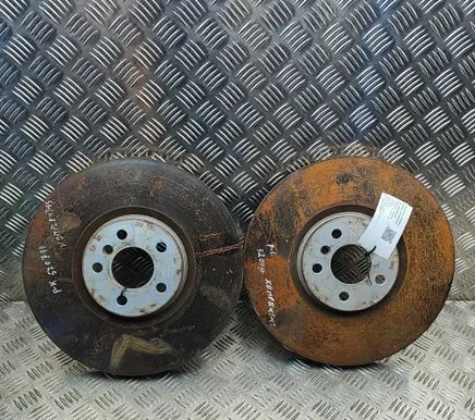 BMW X2 U10 Front brake disc 8841936