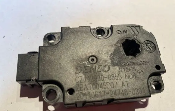 Audi A6 S6 C7 4G Air flap motor/actuator HEUT0045K CZ1139300855